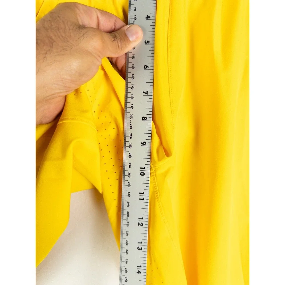 Jordan Brand Michigan Wolverines Basketball Shorts Mens M Yellow Streetwear Athl